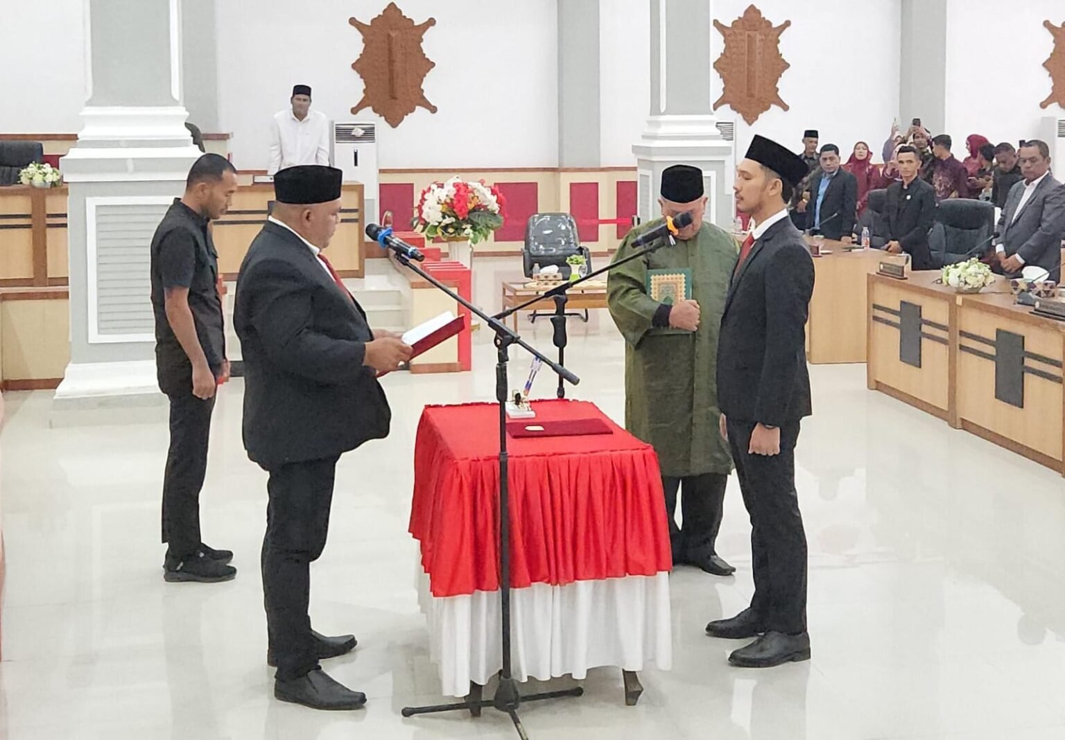 Zulfahmi Resmi Dilantik sebagai PAW Anggota DPRK Aceh Timur