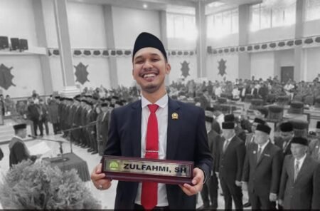 Zulfahmi Dilantik sebagai Anggota DPRK Aceh Timur, Jadi Legislator Termuda dari Partai Aceh