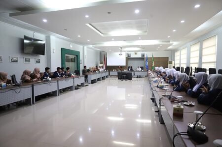 Siswa SMAN 1 Peureulak Aceh Timur Tour Kampus USK Aceh