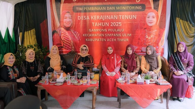 Dekranasda Aceh Tinjau Kelompok Pengrajin Simpang Ulim, Lismawani Iskandar Taruh Harapan Besar
