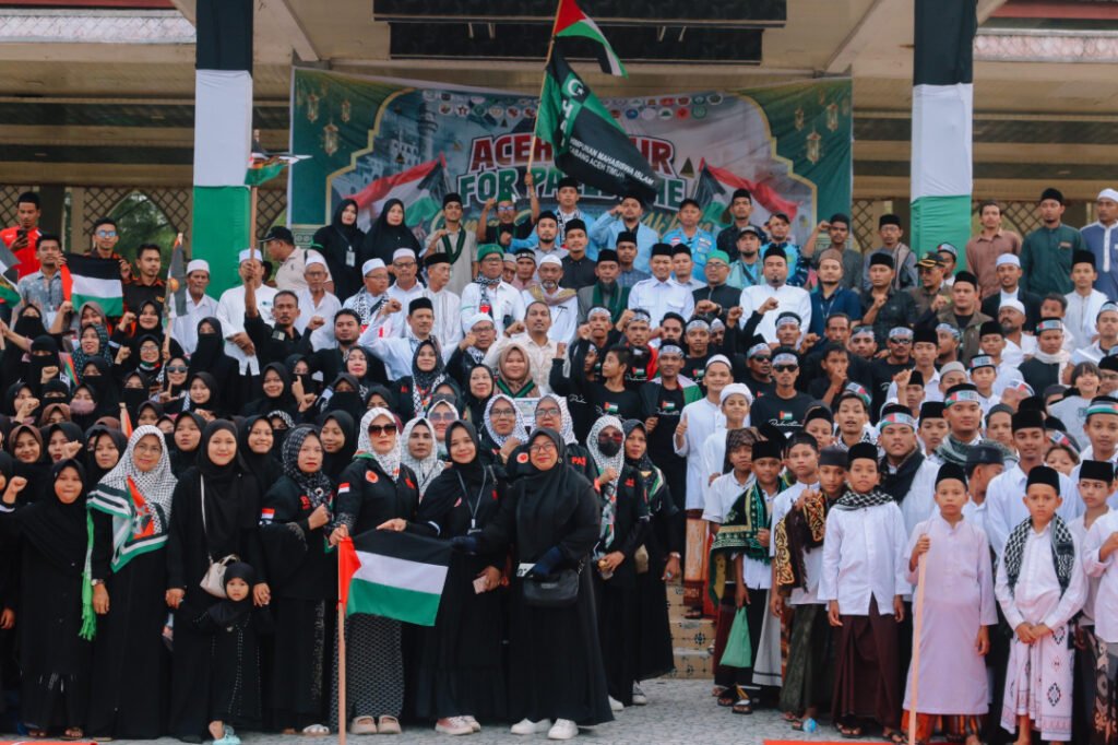 Gema Takbir Akbar Aceh Timur Untuk Kemerdekaan Palestina Penuh Khidmat