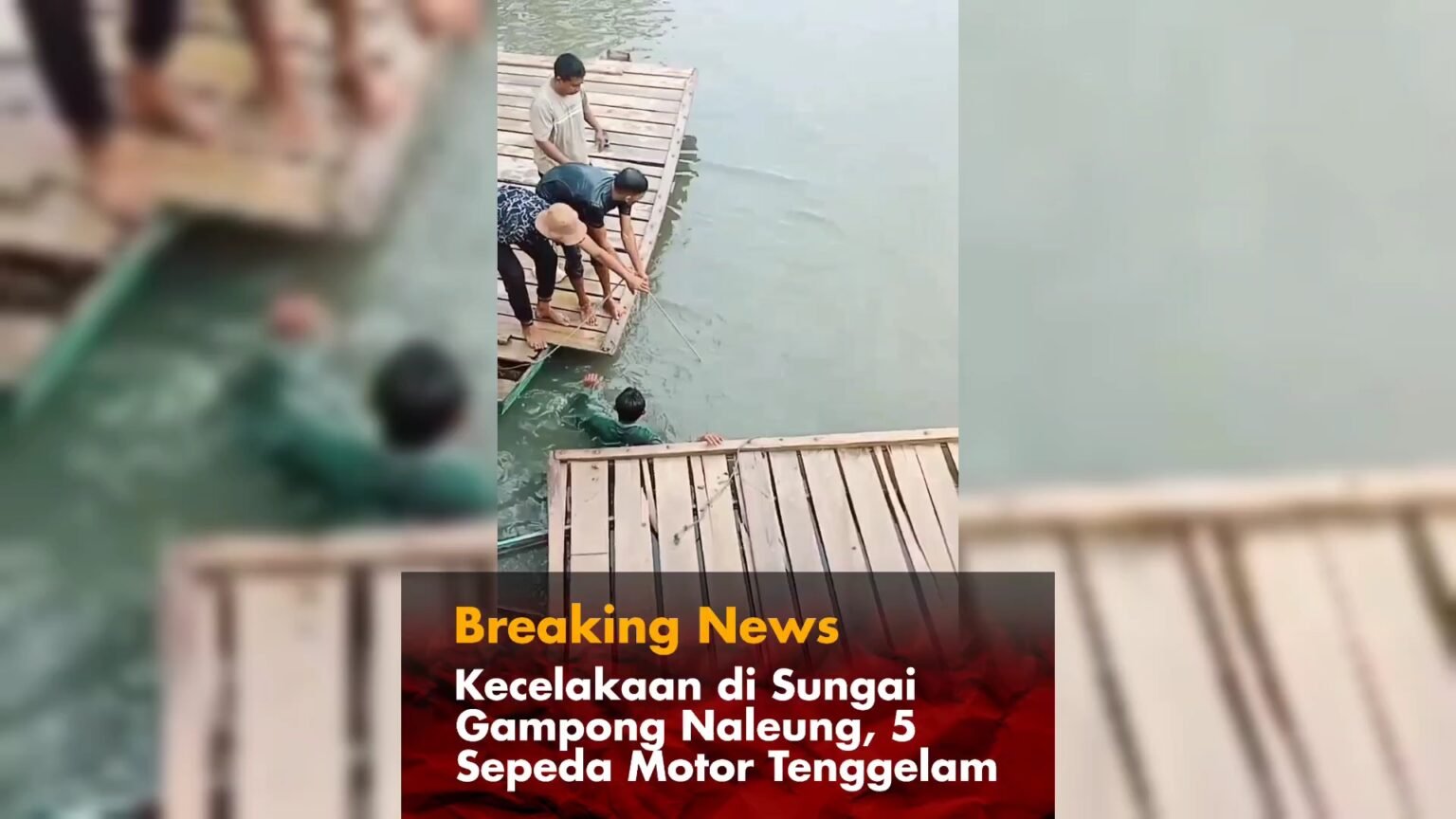 Kecelakaan di Sungai Gampong Naleung, 5 Sepeda Motor Tenggelam