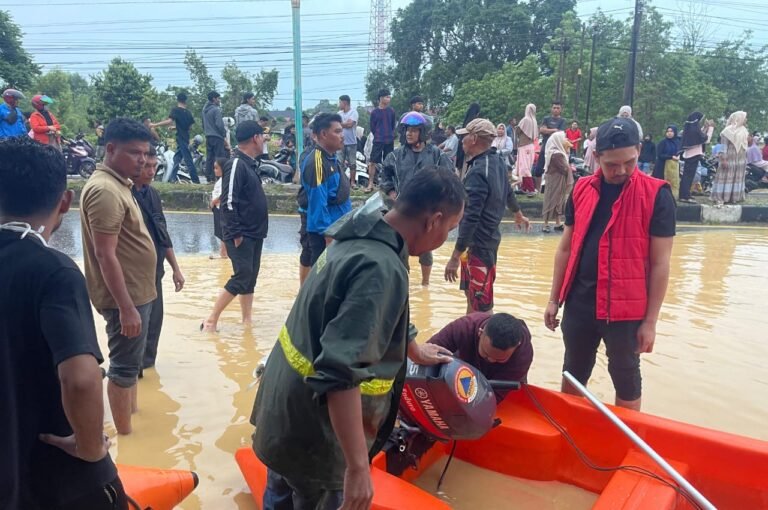 Banjir Aceh Timur: Ekscavator Bergerak Buka Akses, Ribuan Warga Terisolir