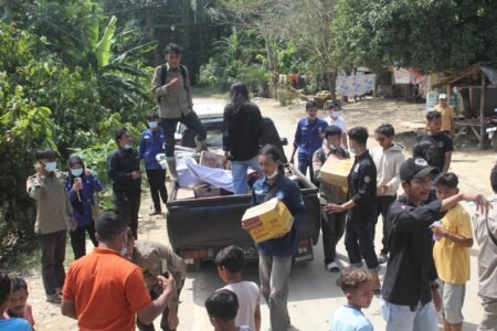 Himatesip Unimal Gelar Aksi Kemanusiaan untuk Korban Banjir Aceh Timur