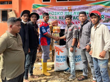 Tim PA-TIMURA Terobos Pelosok Aceh Timur, Salurkan Bantuan Korban Banjir