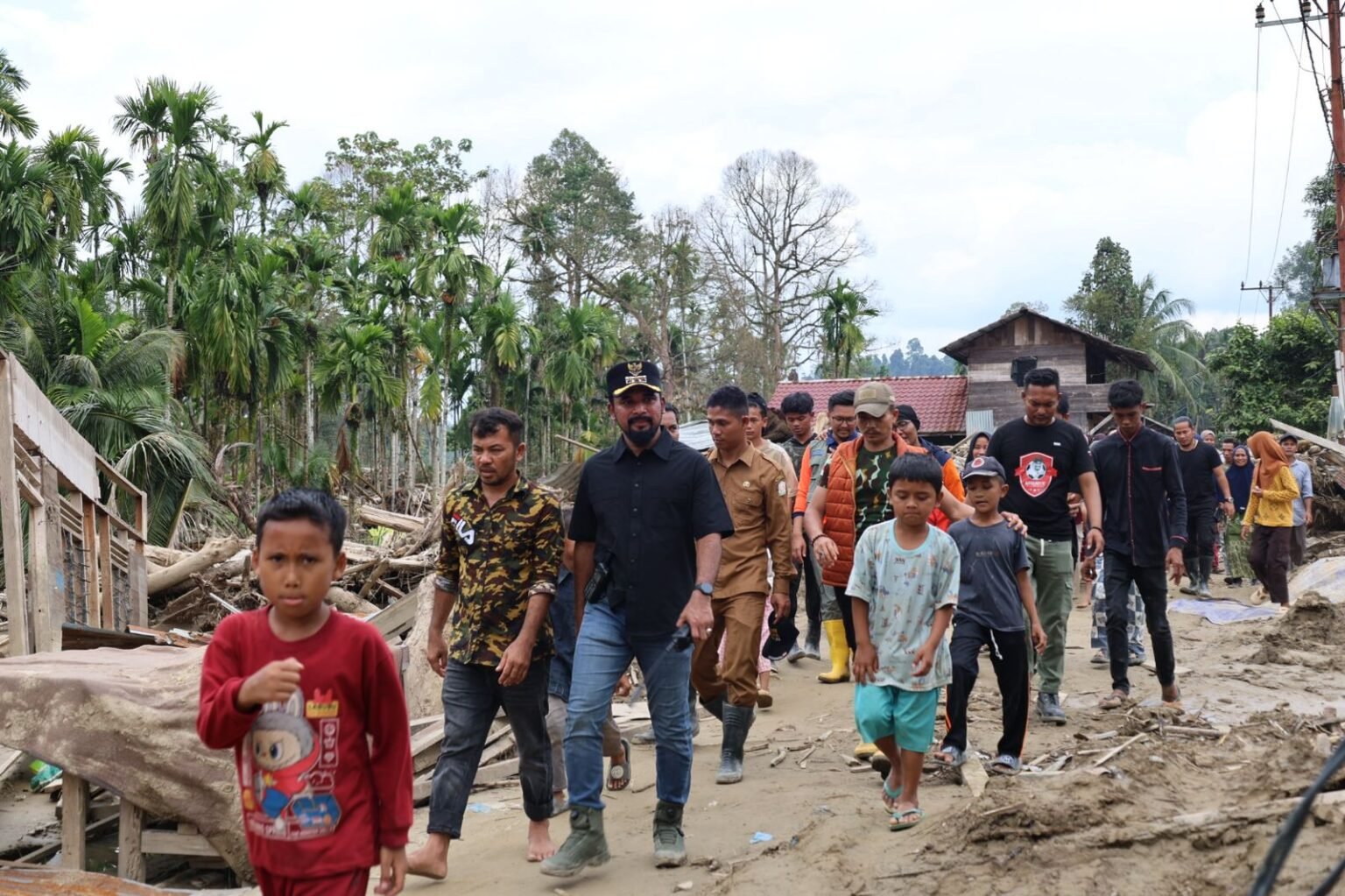 Bupati Al-Farlaky Kembali Jelajahi Simpang Jernih, Tempuh Dua Jam Jalur Sungai Bertemu Warga Rantau Panjang