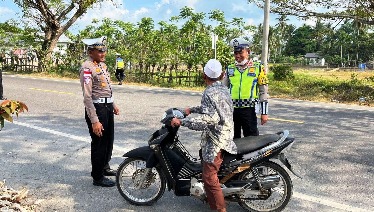 Polres Aceh Timur Intensifkan Edukasi dan Pengawasan Lalu Lintas dalam Operasi Keselamatan Seulawah 2026