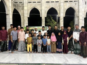 Remaja Masjid Gampong Seuneubok Pase Gelar Santunan Anak Yatim