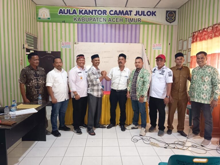 Khidmat Pemilihan Ketua Forum Keuchik, Camat Julok Sampaikan Beragam Arahan