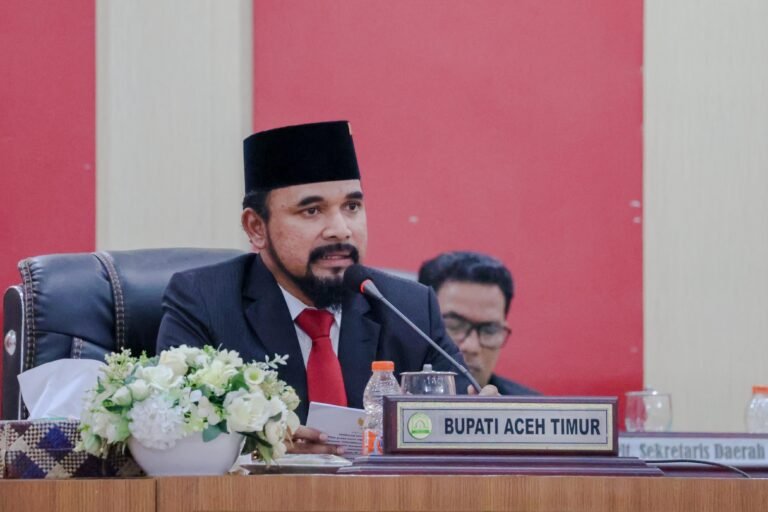 Bupati Al-Farlaky Apresiasi Rekomendasi DPRK, Instruksikan Perangkat Daerah Segera Tindak Lanjuti LKPJ 2025