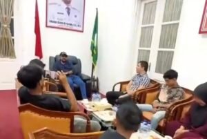 Bupati Aceh Timur Terima Korban Dugaan Kekerasan Anak, Al-Farlaky Komit Penuhi Hak Pendidikan Korban