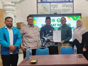 Pesantren Nurul Ulum Peureulak dengan Universitas Samudra Langsa Tandatangani MoU Kerjasama