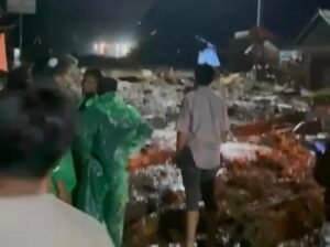 Banjir Bandang Terjang Komplek Pemkab Solok Sumatera Barat