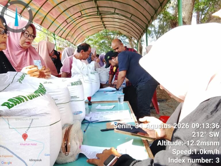 Ribuan Keluarga di Idi Rayeuk Terima Bantuan Beras, Penyaluran Berlanjut Hingga 3 September